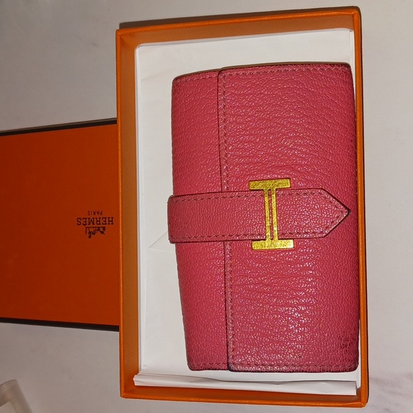 Hermes Bearn Leather 4 Ring Keycase, With Box & Ribbon 🧡🤎 - Picture 1 of 17